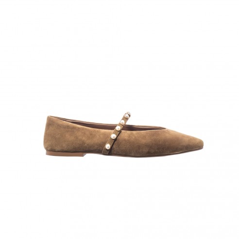 D68 Camel
